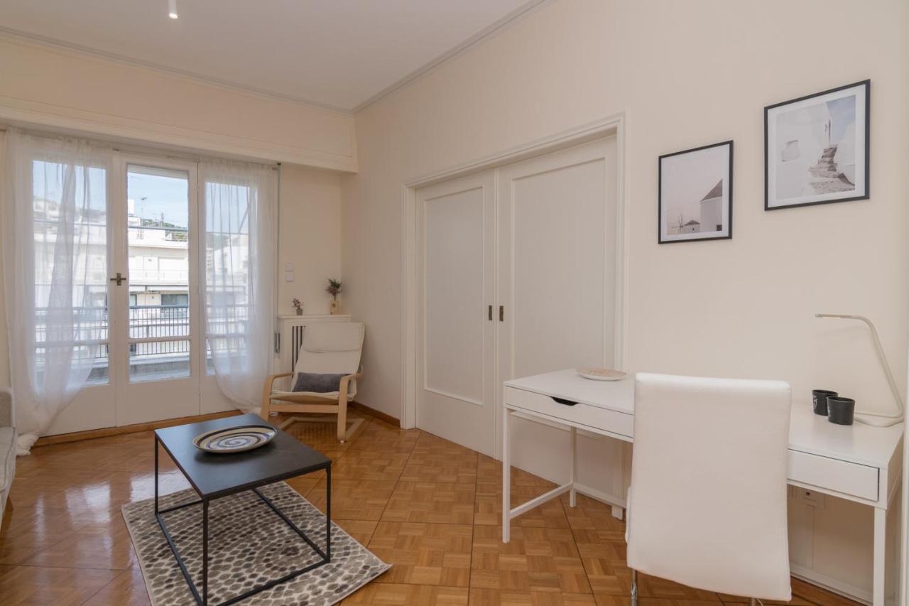 Phaedrus Living: City Center Flat Michalakopoulou Athens Exterior photo